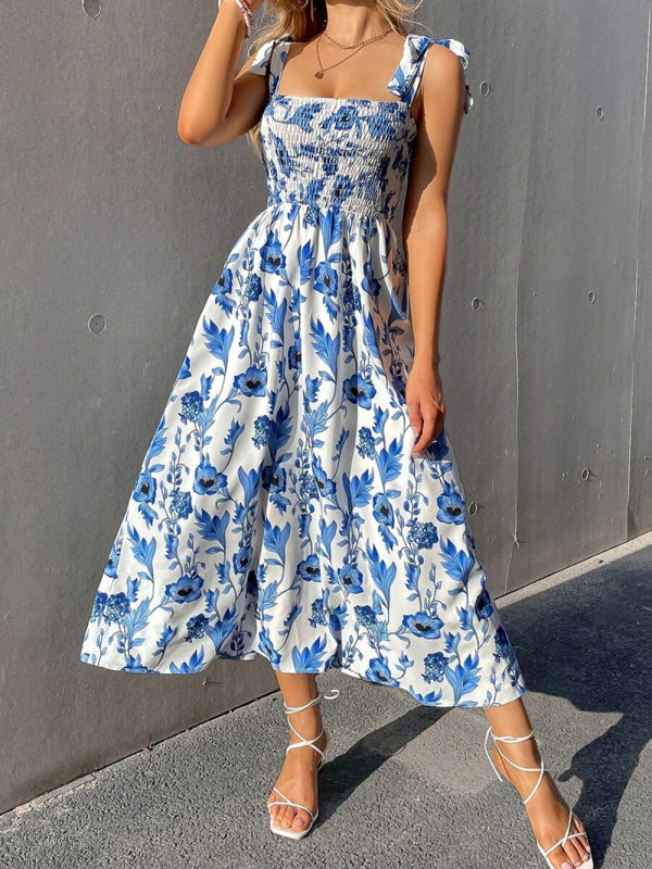 Women's Floral Print Smocked Tiered Dress Clear blue