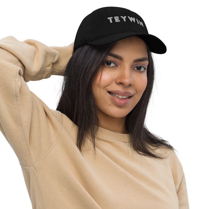 Teywin Organic dad hat White Letters