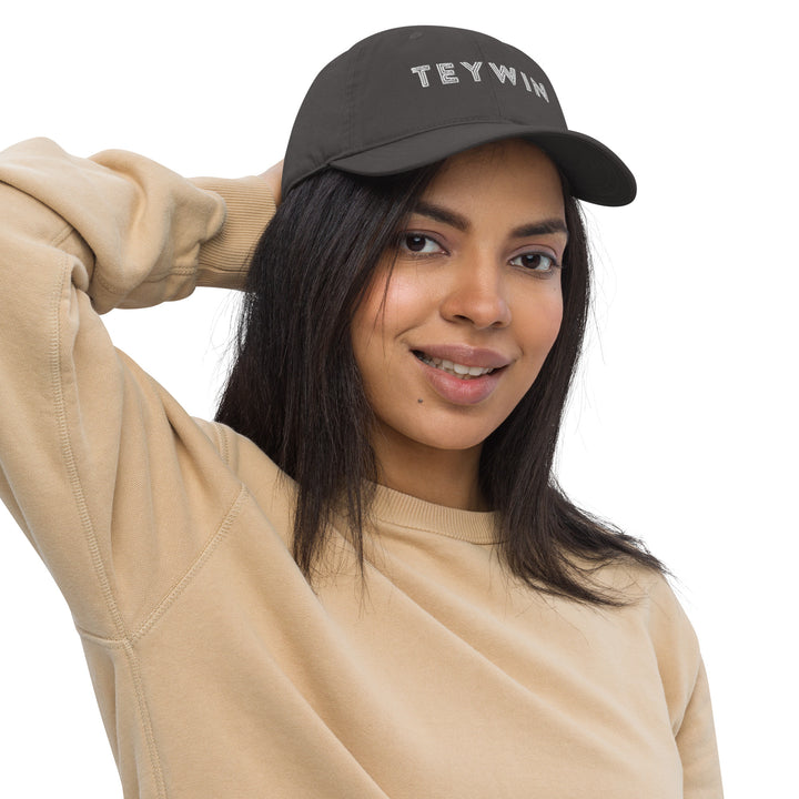 Teywin Organic dad hat White Letters