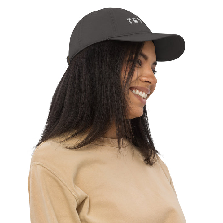 Teywin Organic dad hat White Letters