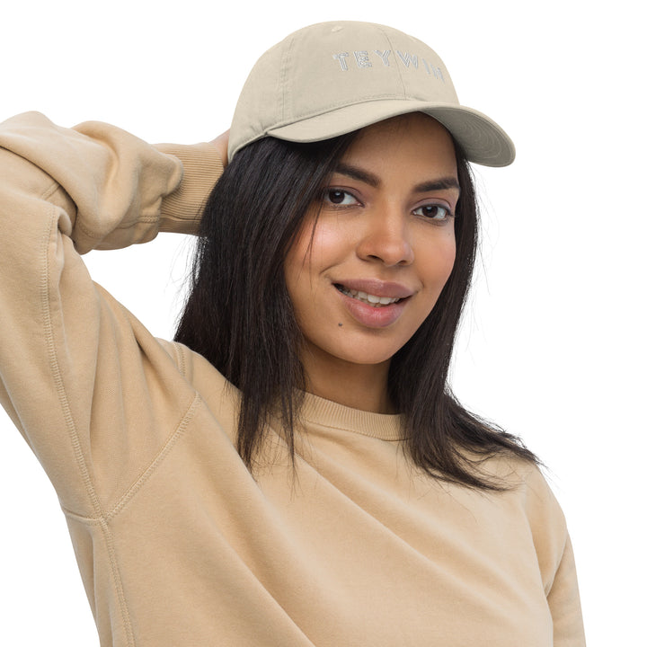 Teywin Organic dad hat White Letters