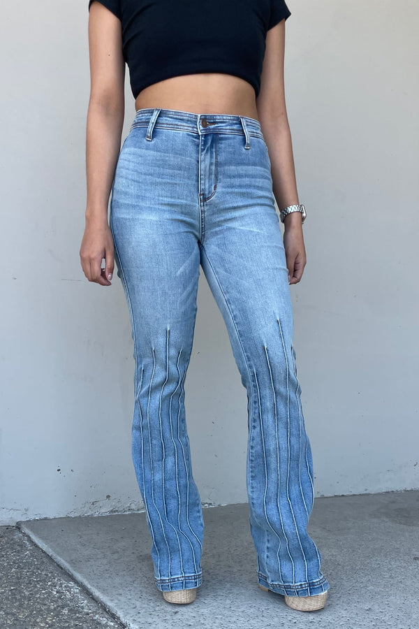 Judy Blue Vivian Full Size High Waisted Bootcut Jeans Medium